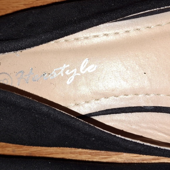Heritage Black  Suede Women's Flats - Picture 2 of 4